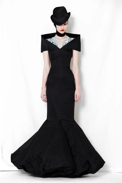 Look 27
